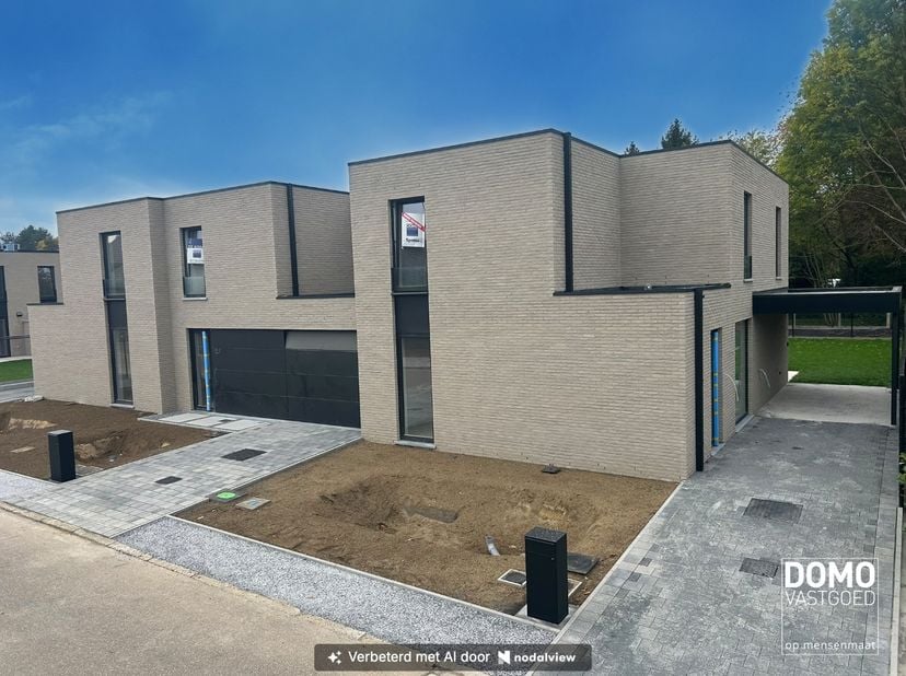 Huis te koop in Pollenusstraat 43,
                    3510 Kermt