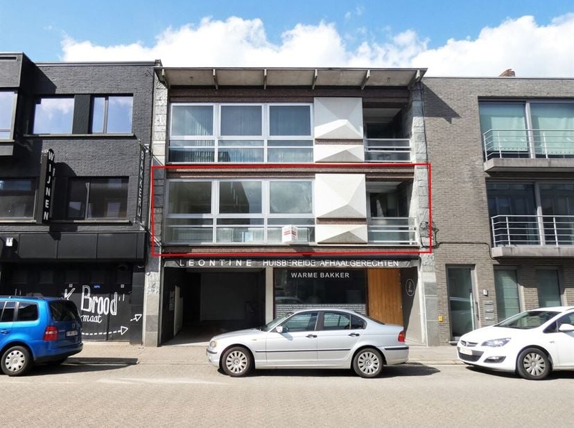 Appartement spacieux de 2 chambres dans le centre de Herentals<br />
Situation : Situation centrale avec toutes les commodités à proximité (écoles, co