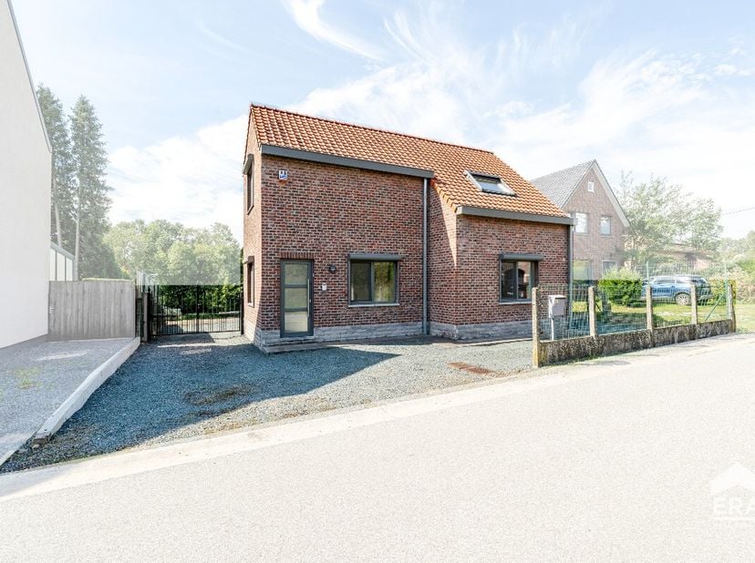 Huis te koop in Kleinveldweg 32,
                    1701 Itterbeek