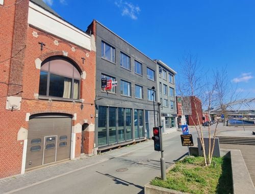                                         Gemengd gebruik te huur in Antwerpen, € 8.250

