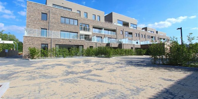 Garage te koop in Grotesteenweg-Noord 99, 9052 Zwijnaarde