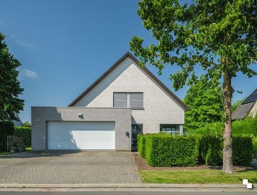                                         Villa à vendre à Merelbeke, € 729.000
