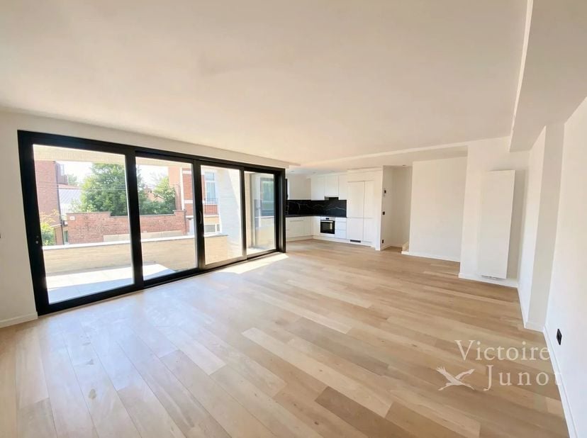 Huis te koop
                    in 1180 Ukkel