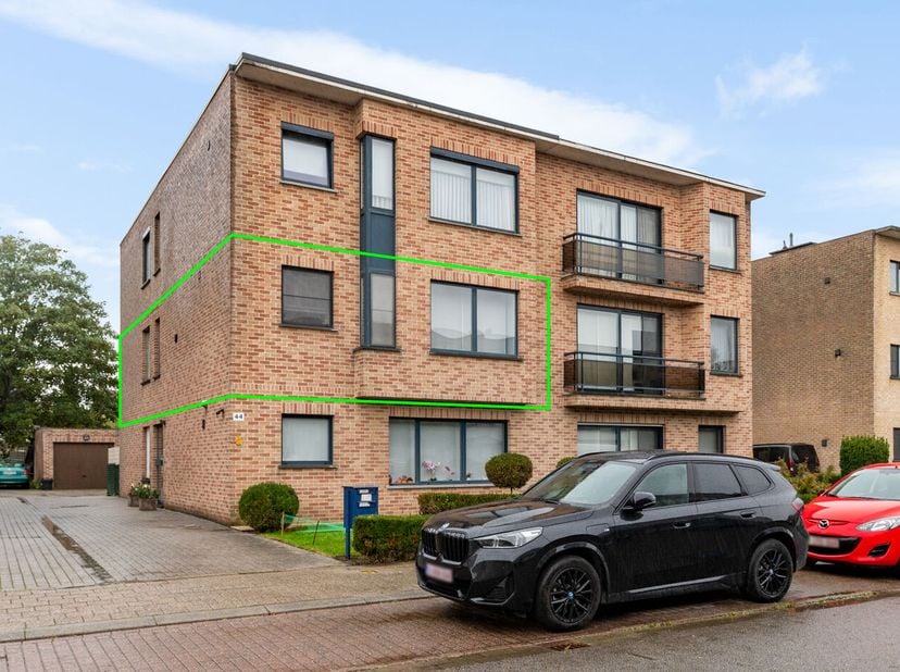 Appartement te koop in Sint-Michielsstraat 44 bus 1V,
                    2160 Wommelgem