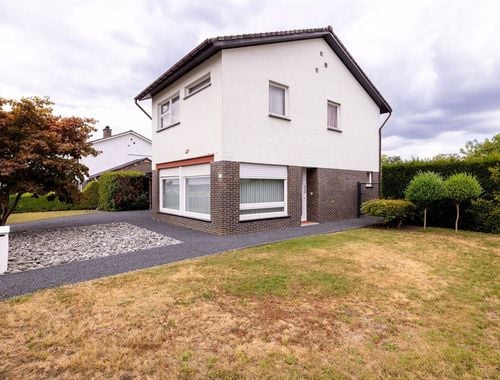                                         Eengezinswoning te koop in Houtvenne, € 289.000
