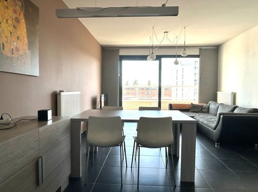Appartement à louer
                    à 3500 Hasselt