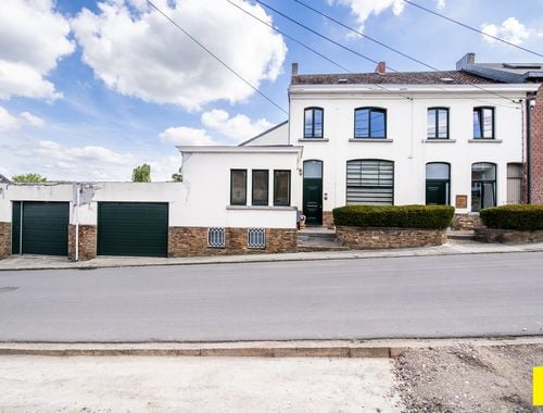                                         Eengezinswoning te koop in Ham-sur-Sambre, € 359.000
