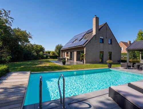                                         Villa à vendre à Marke, € 745.000
