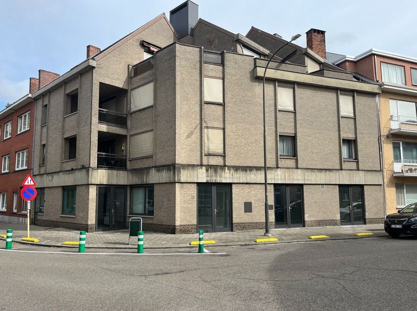 Bien professionnel à louer
                    à 3500 Hasselt