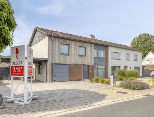                                         Woning te koop in Gijzegem, € 425.000
