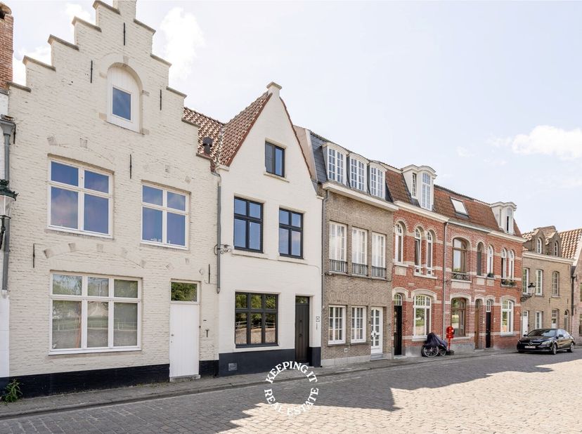 Maison à vendre
                    à 8000 Brugge
