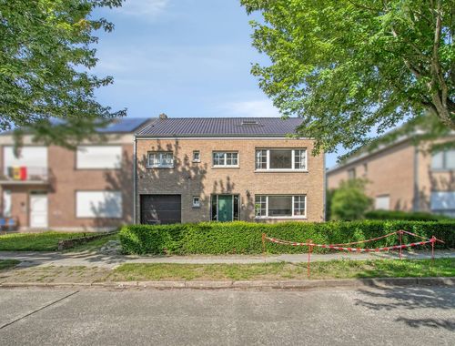                                         Maison à vendre à Sint-Andries, € 559.000
