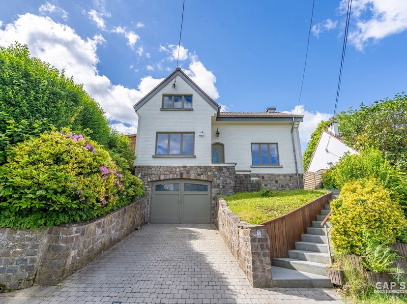 Huis te koop in Rue Emile Semal 1,
                    1310 La Hulpe