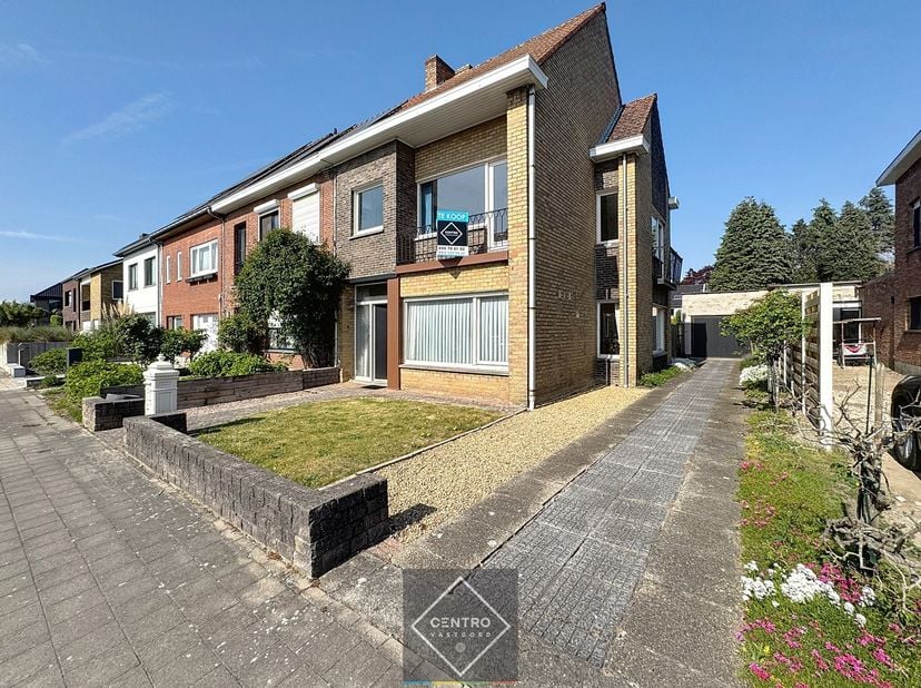 Maison à vendre
                    à 8200 Sint-Andries