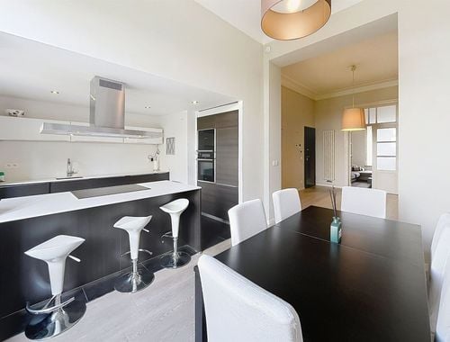                                         Duplex te huur in Schaarbeek, € 1.950
