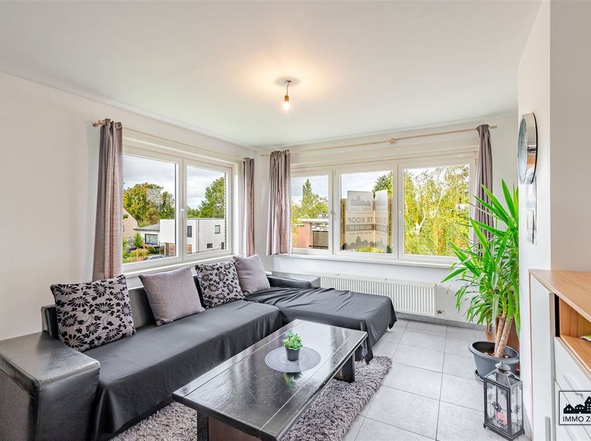 Bent u op zoek naar een appartement met 2 slaapkamers op een toplocatie in Sint-Niklaas? Dan is dit zeker iets voor u.<br />
Of u nu op zoek bent naar
