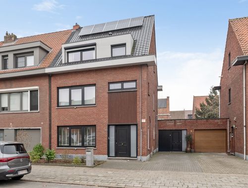                                         Eengezinswoning te koop in Ekeren, € 474.000
