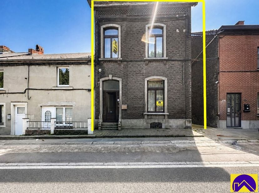L'Immobilière "Flash Horizon" vous propose à la vente sur la commune de Charleroi (6061 - Montignies-Sur-Sambre), cette magnifique demeure de caractèr
