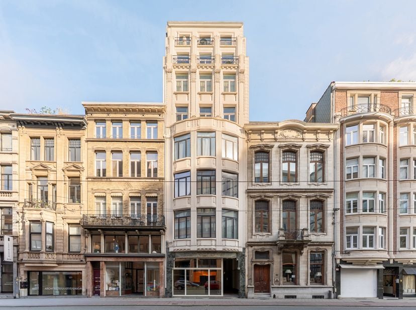 Appartement te koop in Mechelsesteenweg 109 bus 7 en 9,
                    2018 Antwerpen