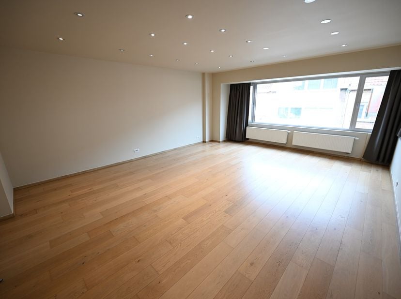 Appartement te huur in Julius Delaplacestraat 68 bus 0102,
                    8310 Sint-Kruis