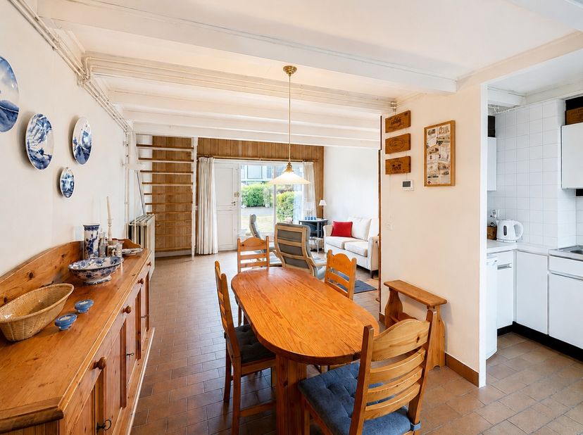 Deze op te frissen (vakantie)woning is centraal gelegen in het domein Ysermonde te Nieuwpoort, op wandelafstand van het Maritiem Park en de havengeul