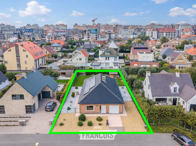 Huis te koop in Ten Poele 25,
                    8430 Middelkerke