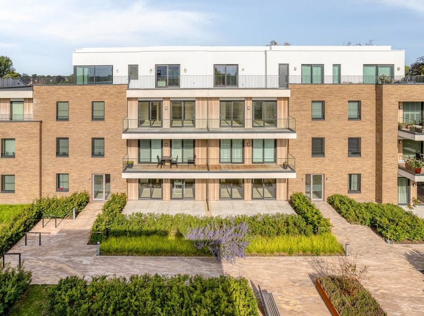 Appartement te koop
                    in 8800 Roeselare