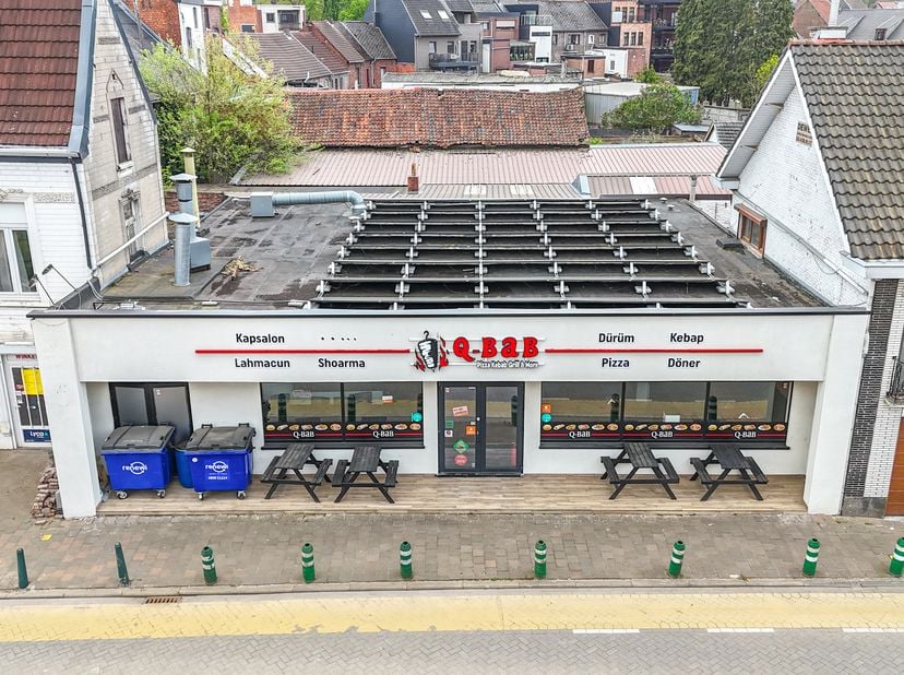 Bien professionnel à vendre
                    à 3290 Diest