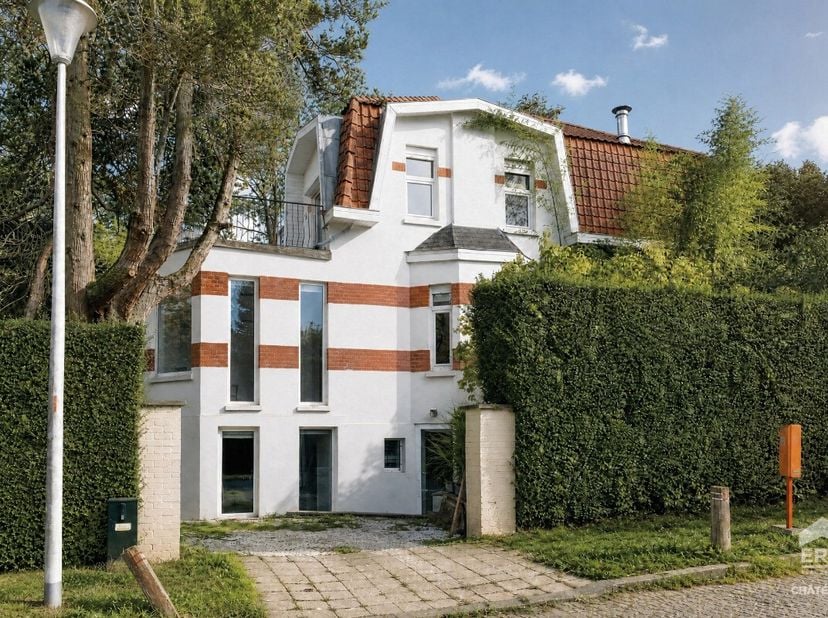 Huis te koop in Avenue du Racing 1,
                    1180 Ukkel