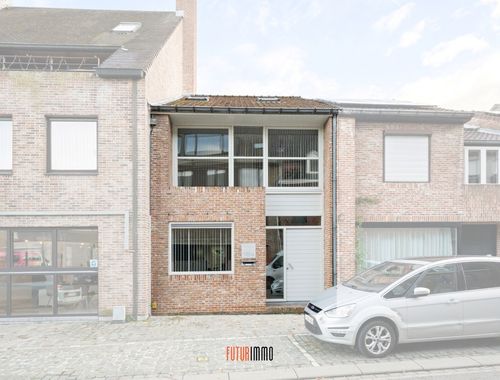                                        Maison à vendre à Rumbeke, € 259.000
