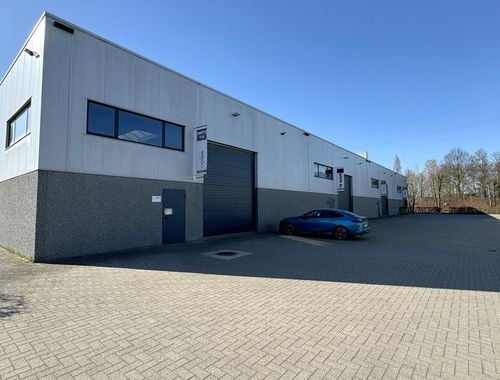                                         Bâtiment d’entreprise à louer à Sint-Lenaarts, € 1.850
