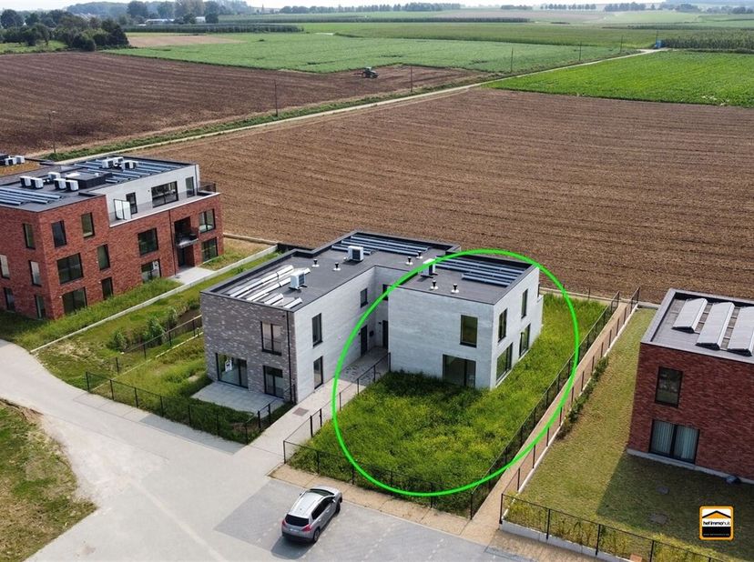 Energiezuinige, recente woning (BEN-woning) met 3 slaapkamers en 10 zonnepanelen.<br />
De locatie van de woning geniet van een goede verbinding, doch