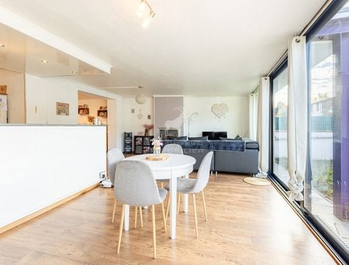                                         Woning te koop in Châtelet, € 249.999
