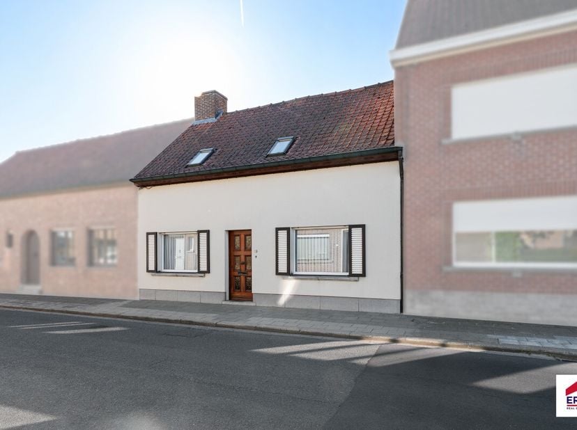 Huis te koop in Hekkenstraat 23,
                    8720 Wakken