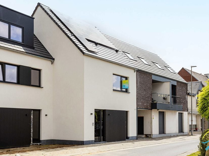 Te koop te Berlare!<br />
Bent u op zoek naar een energiezuinige en instapklare nieuwbouwwoning? Dan is deze moderne woning zeker een bezoek waard!<br