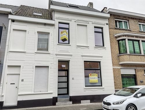                                         Woning te huur in Roeselare, € 910
