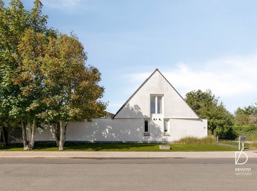Huis te koop in Violierenlaan 34,
                    8450 Bredene