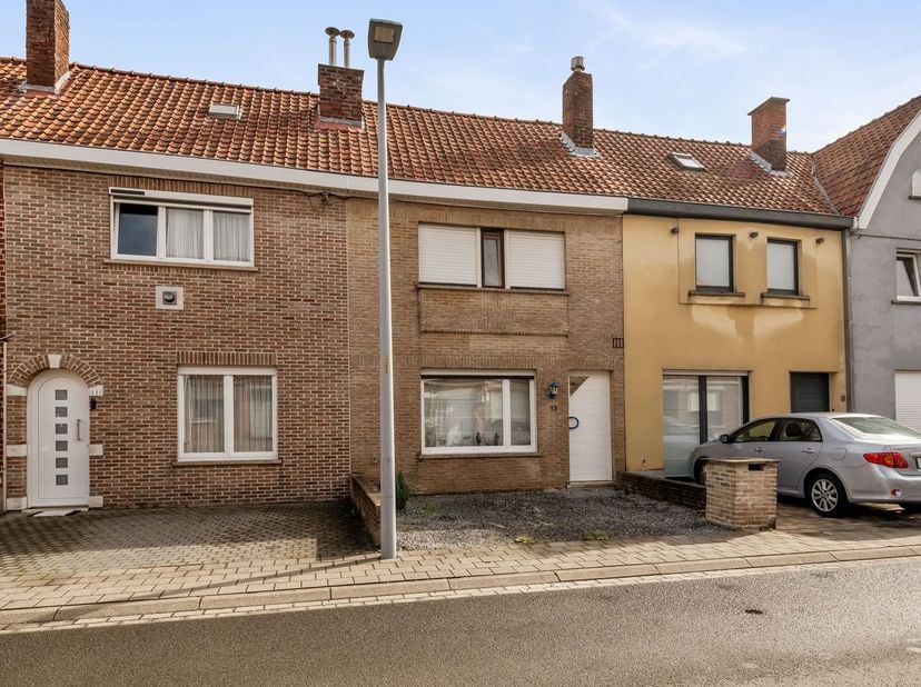Huis te koop in Monseigneur De Haernestraat 13,
                    8800 Roeselare