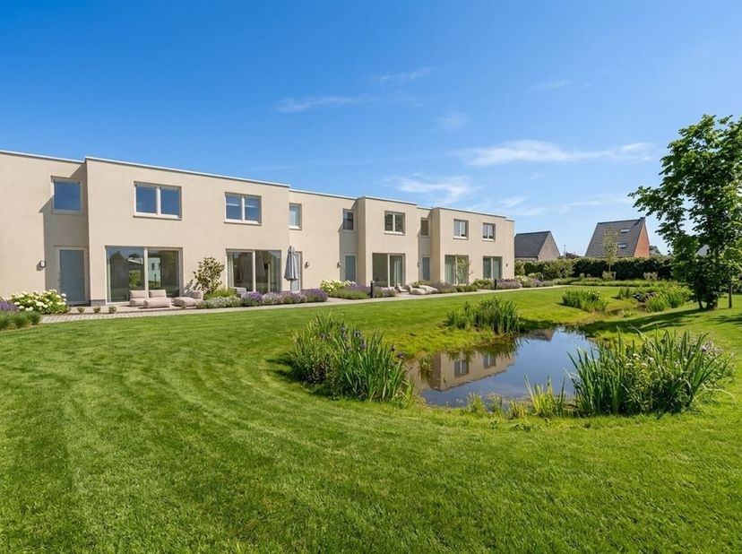 Huis te koop
                    in 8450 Bredene