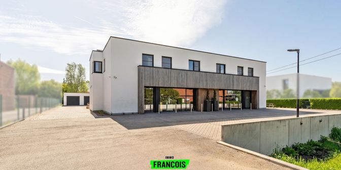 Bien professionnel à vendre à Oostendesteenweg 211, 8480 Eernegem
