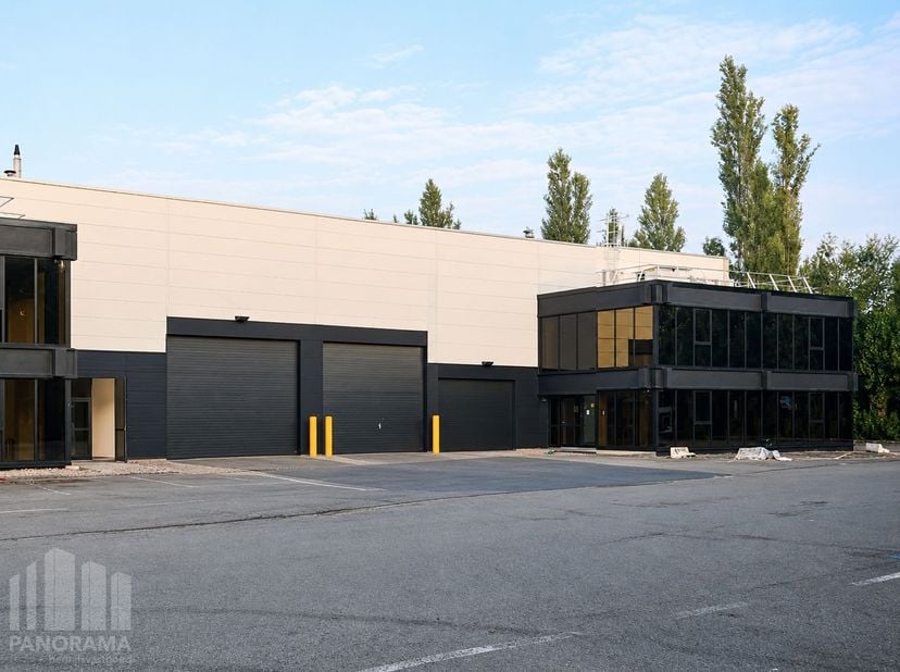 Bien professionnel à louer à Luithagen-Haven 2,
                    2030 Antwerpen