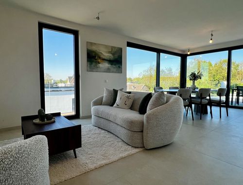                                         Appartement te koop in Kruishoutem, € 495.000

