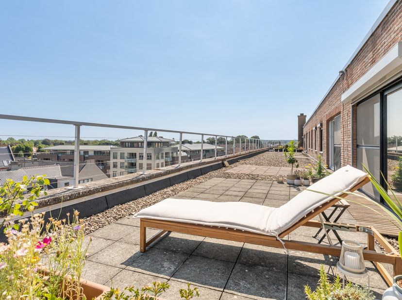 Welkom op de Witte Torenwal 5 bus 15 in Bree.<br />
<br />
Bent u op zoek naar een instapklaar appartement in het centrum van Bree?<br />
Zoekt u een