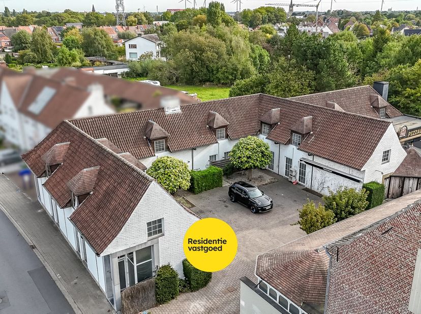 Bien professionnel à vendre
                    à 8800 Rumbeke