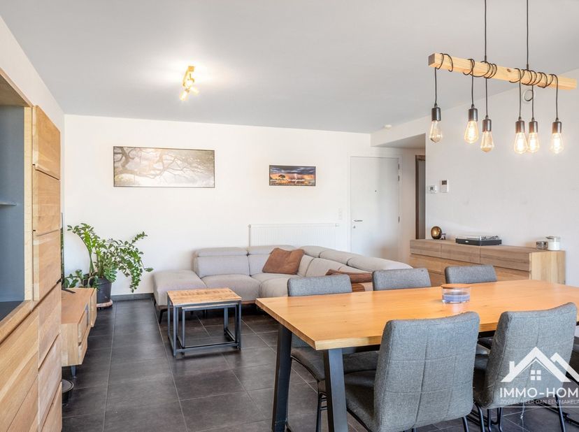 Appartement te koop in Kloosterstraat 7,
                    9090 Melle