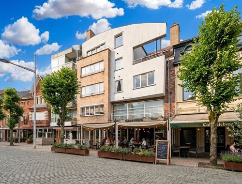                                         Appartement à vendre à Eeklo, € 255.000
