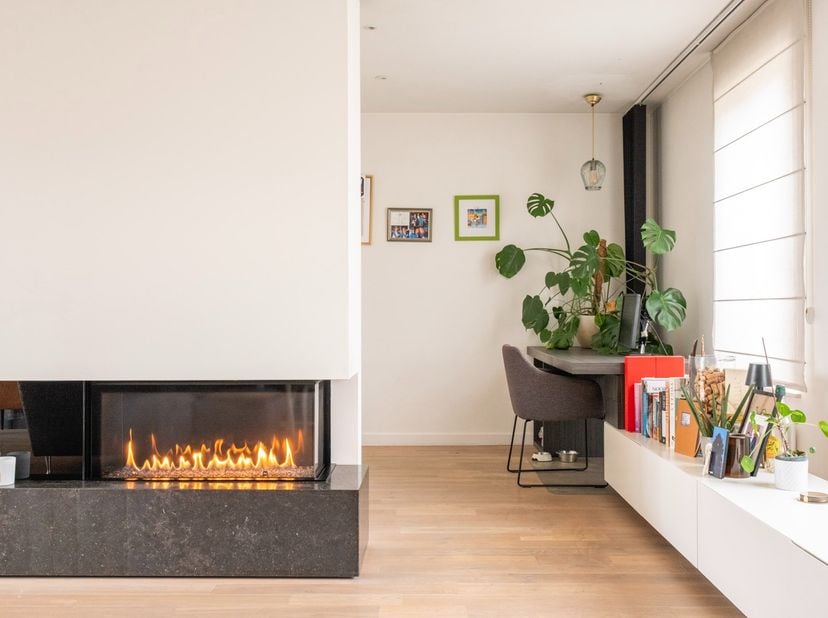 Wonen als in een huis, met alle comfort van een appartement en het vakantiegevoel van een zwembad in eigen omgeving.<br />
<br />
In de gegeerde Raper