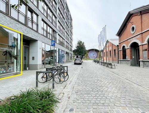                                         Handelszaak te huur in Antwerpen, € 1.980
