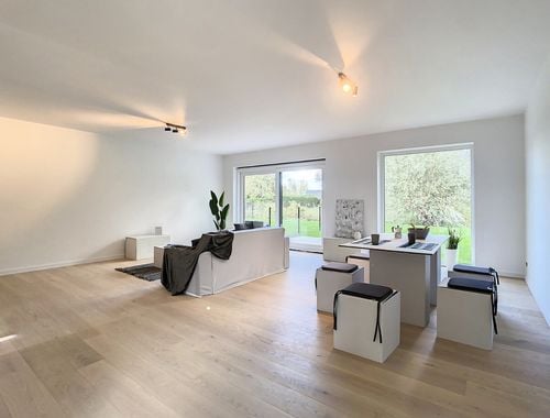                                         Maison à louer à Gavere, € 1.250
