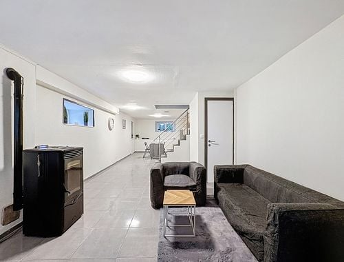                                         Maison à vendre à Monceau-en-Ardenne, € 120.000
